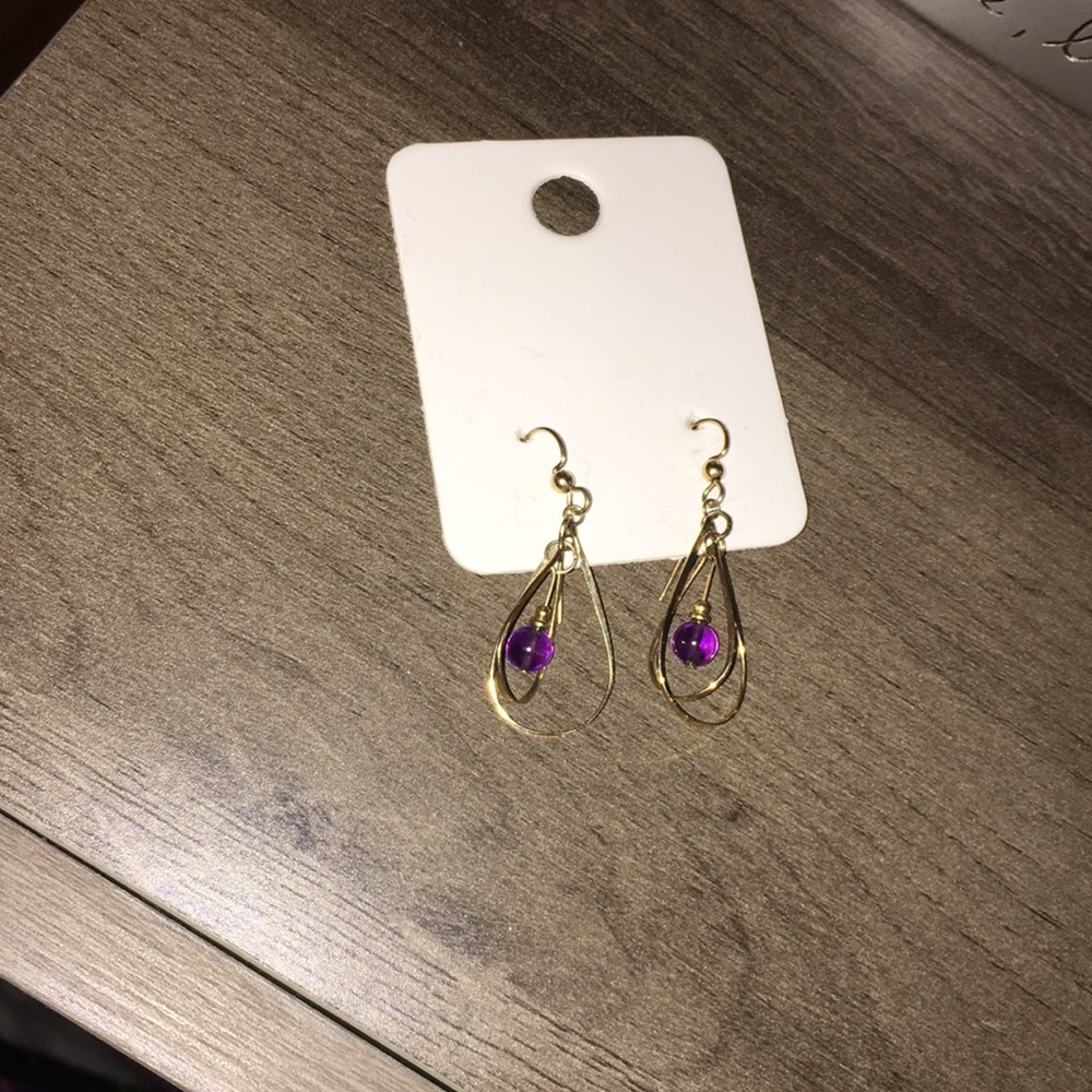 Earring.